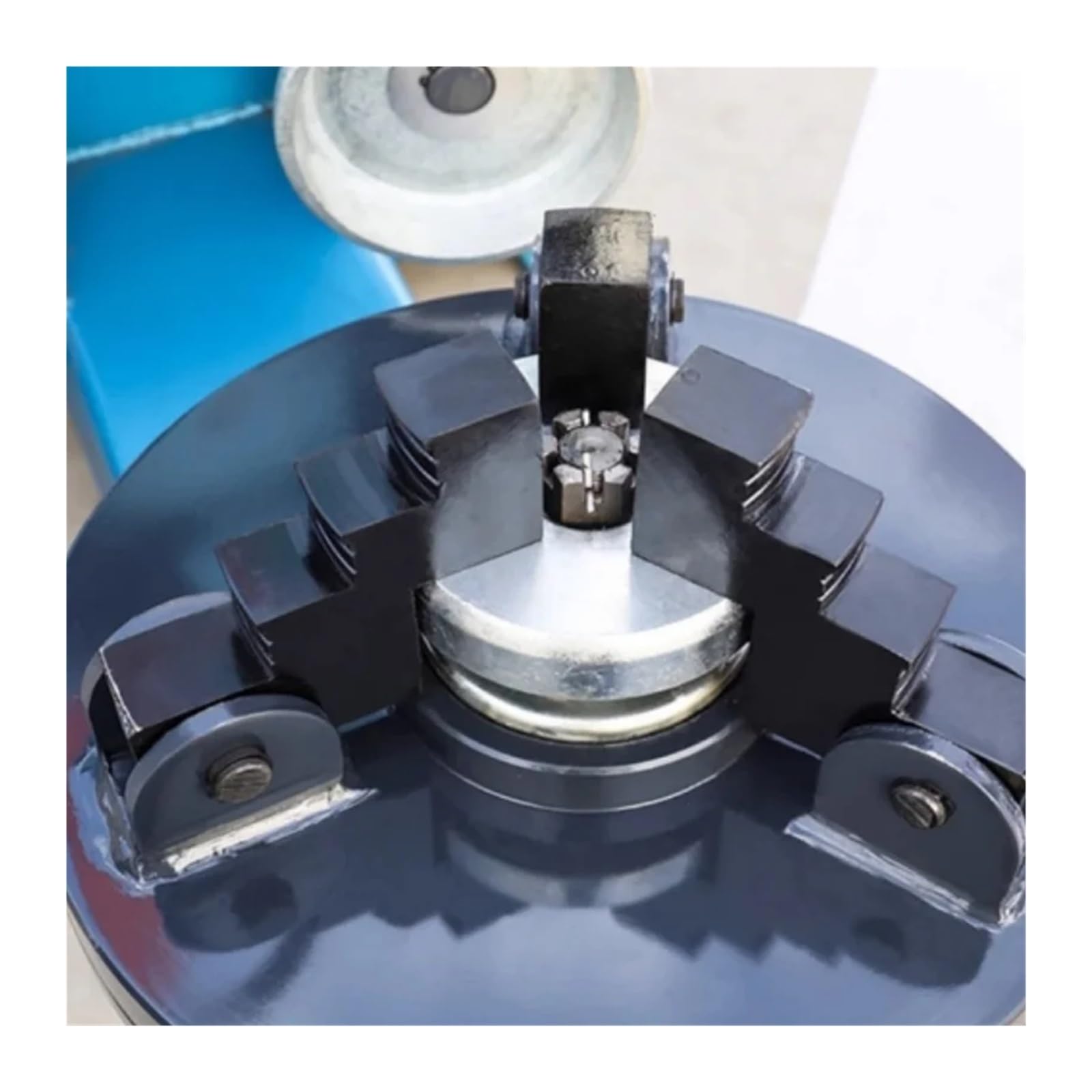 Big Car Tire Strip Machine Multi-Function Disassembly and Assembly Fully Automatic Claw Disk Repair Tool