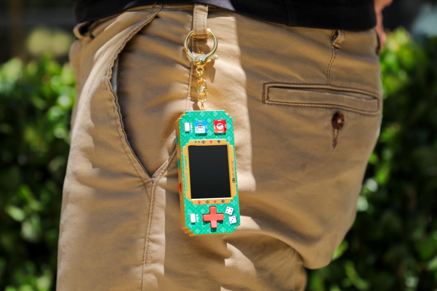 My Arcade Atari Pixel Pocket Pro: Preloaded Handheld, 25 Atari 2600 Games, Keychain Arcades