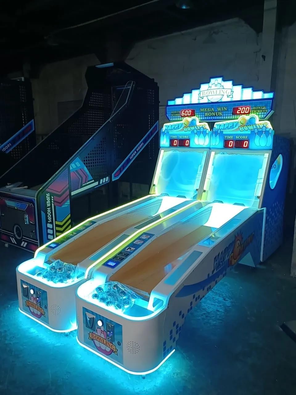 CREATIVE ARCADES Alley Masters Commercial Skeeball Bowling Machine with Neon LED Lights – Coin-Operated Arcade Game, Ticket Redemption, Linkable Multiplayer Lanes, Heavy-Duty