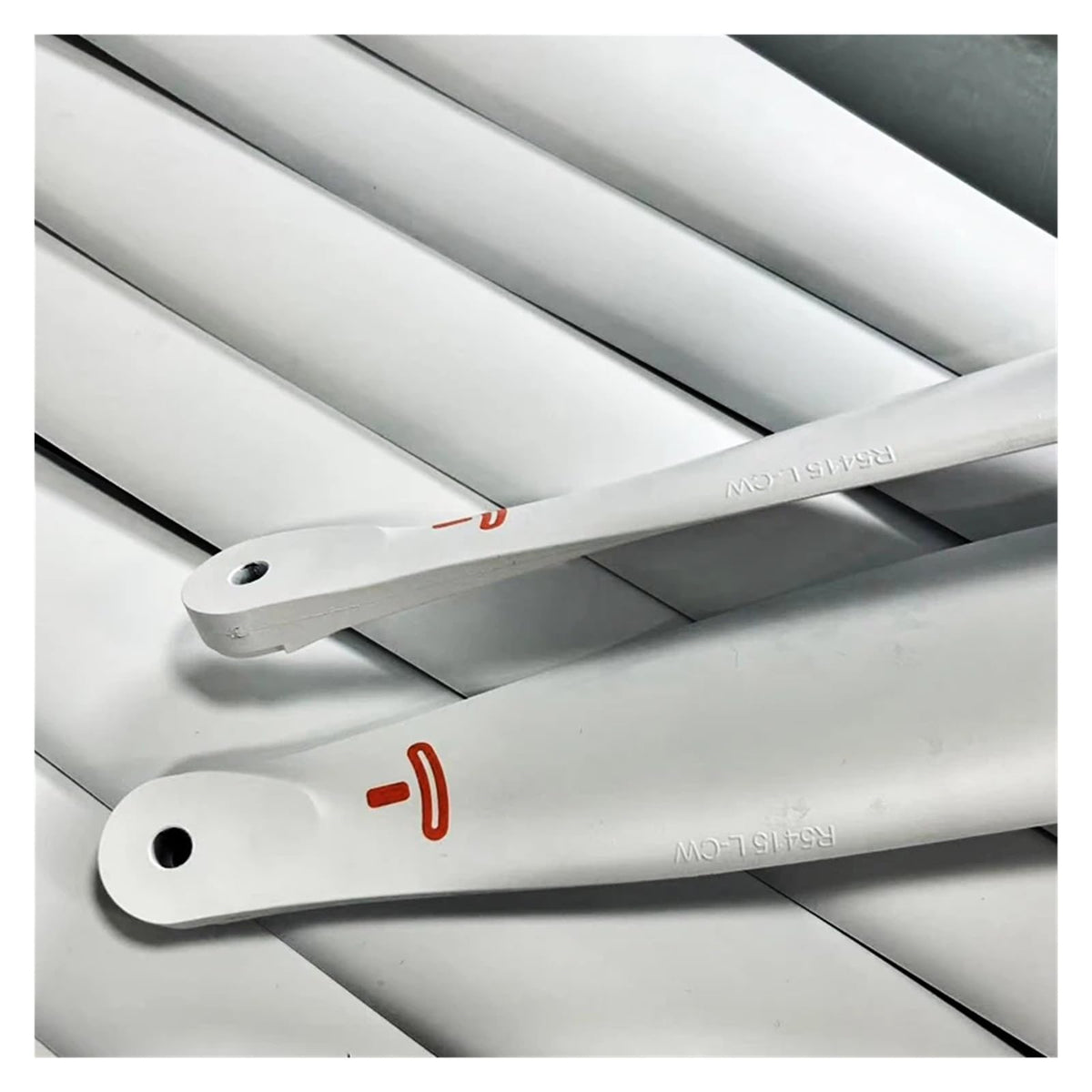 Carbon Nylon White Propeller Compatible for DJI T40 T50 R5413 R5415 Folding Propellers Agricultural Drone Accessories(White)