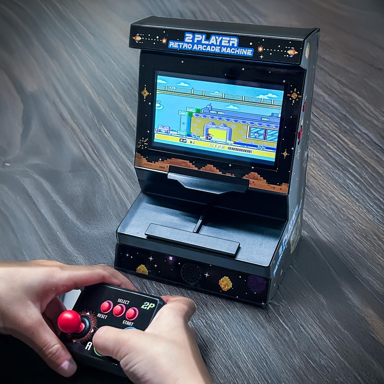 Mini arcade machine with 300 retro games - Wireless mini arcade machine for 2 players - Handheld retro game console with TV connection and 4.3" color display