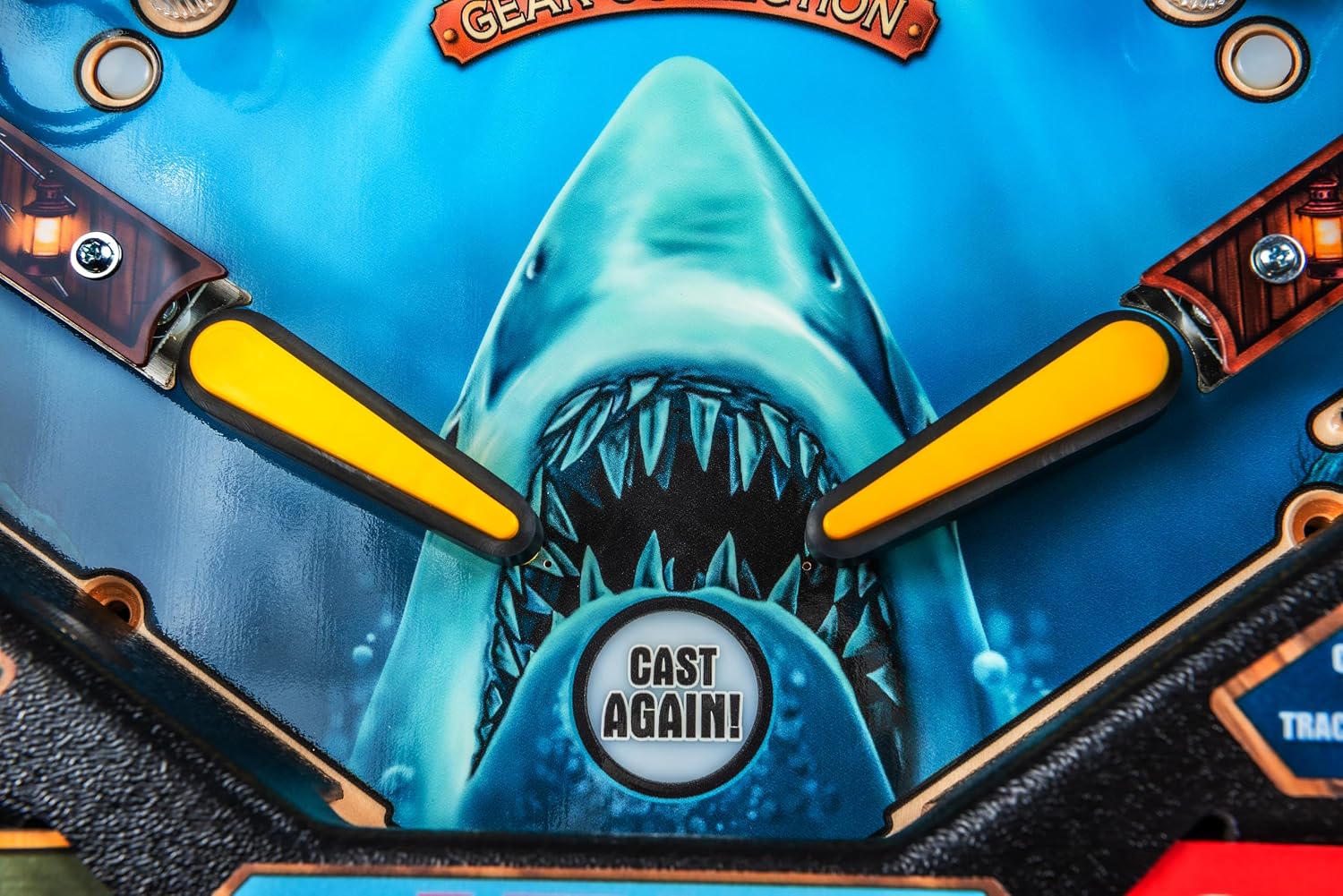 Stern Pinball Jaws with Insider Connected, Pro Edition Arcade Pinball Machine