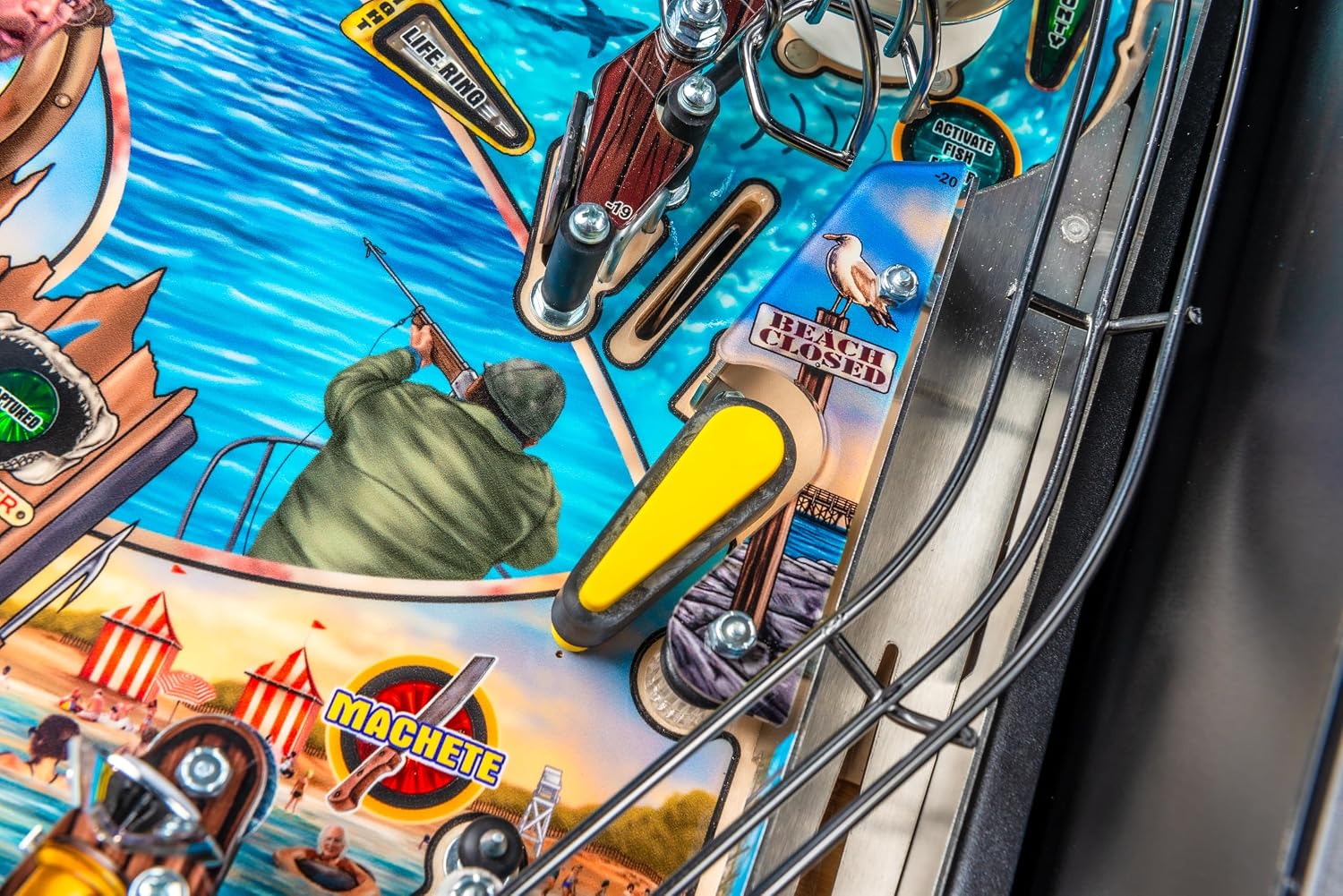 Stern Pinball Jaws with Insider Connected, Pro Edition Arcade Pinball Machine
