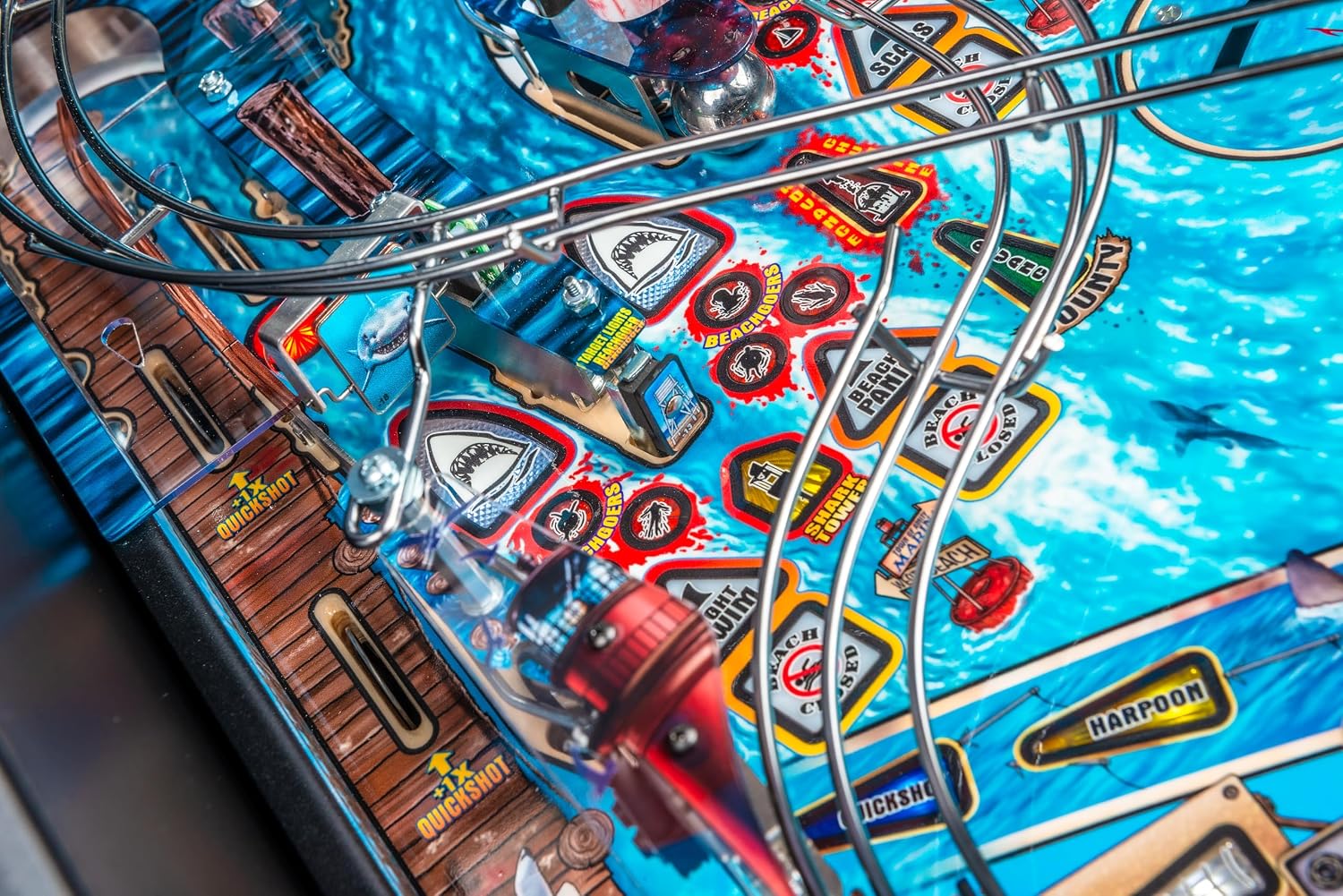 Stern Pinball Jaws with Insider Connected, Pro Edition Arcade Pinball Machine